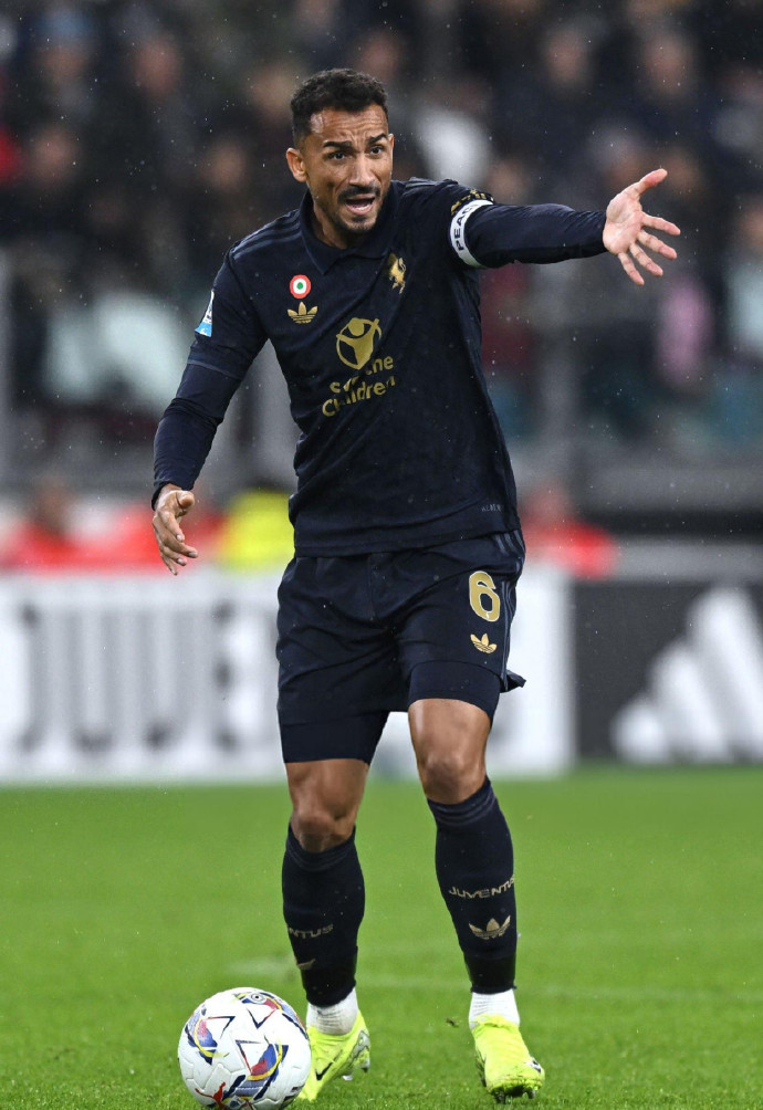 球天下体育官网-尤文图斯球员介绍